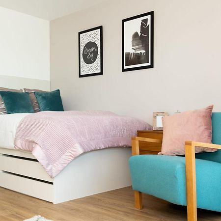 Chic Apartments And Studios At The Point In Aberdeen Exteriér fotografie